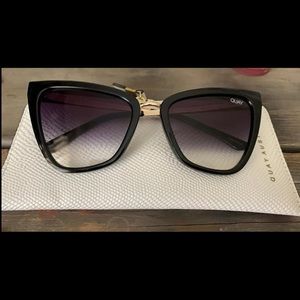 Quay sunglasses- Reina